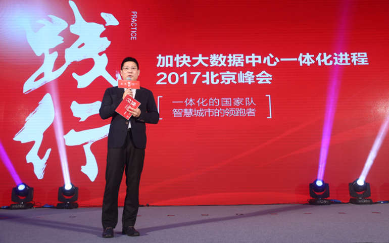 两男和一女一前一后爽app下载