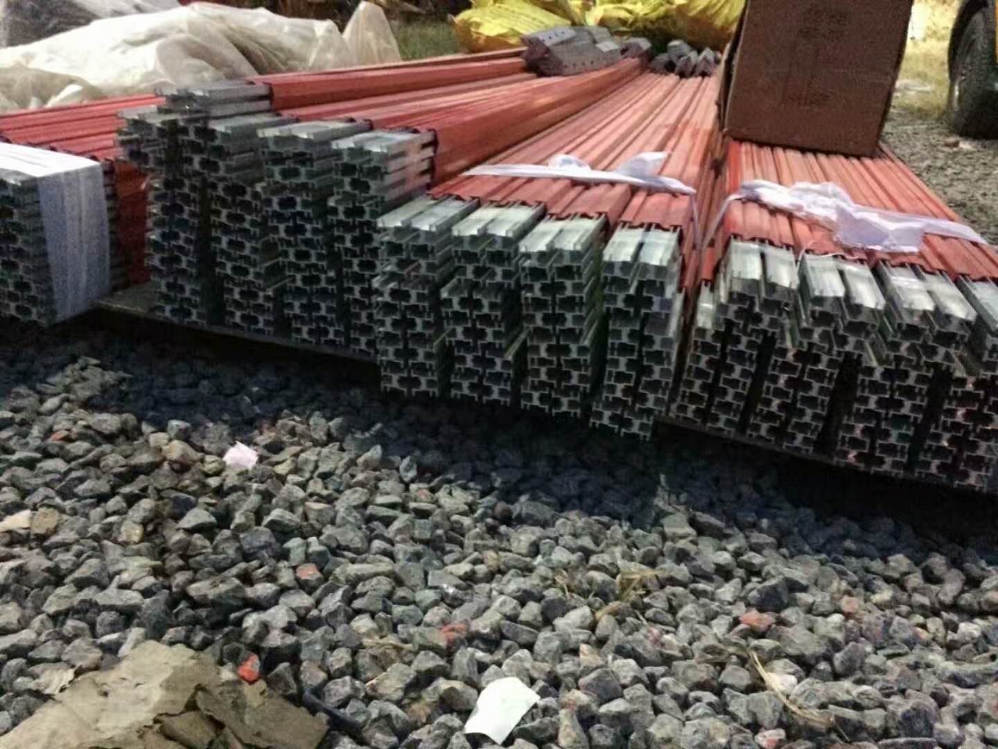 两男和一女一前一后爽app下载